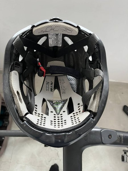 ВЕЛОШЛЕМ SH+SHAKE JUMP