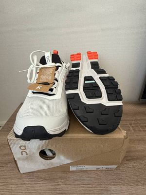 Кроссовки трейловые