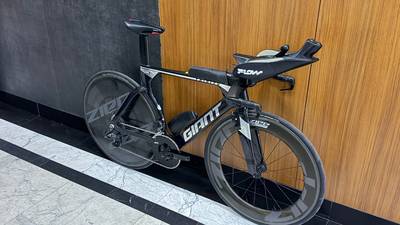 TT BIKE GIANT TRINITY