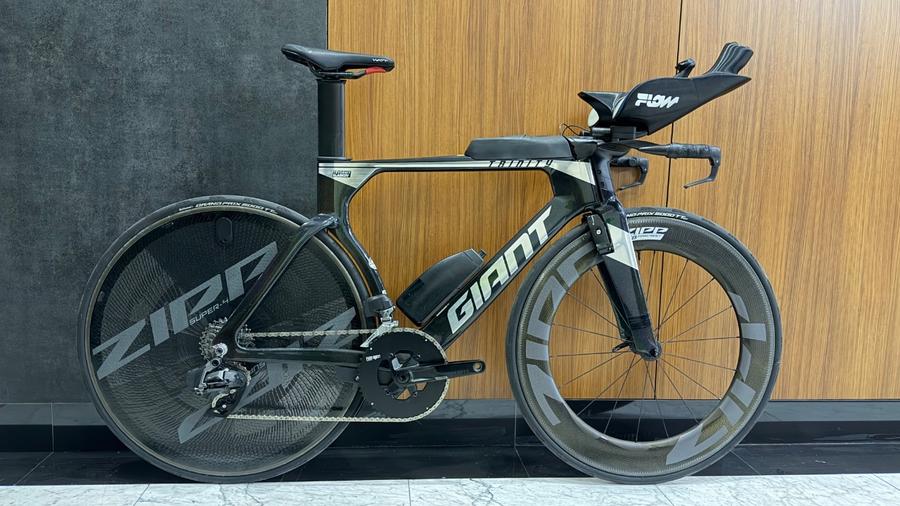 TT BIKE GIANT TRINITY