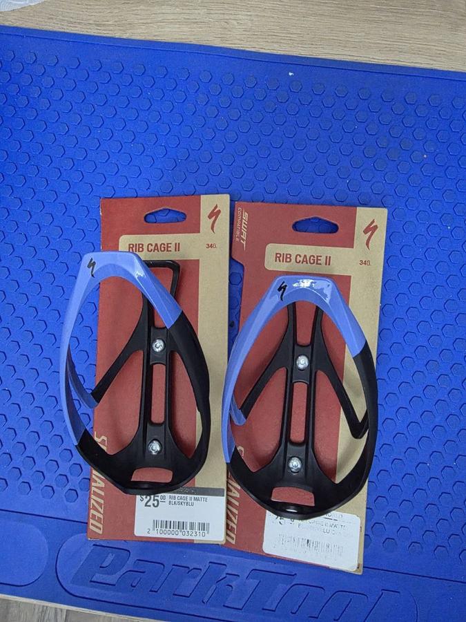 2 штуки Specialized Rib Cage II