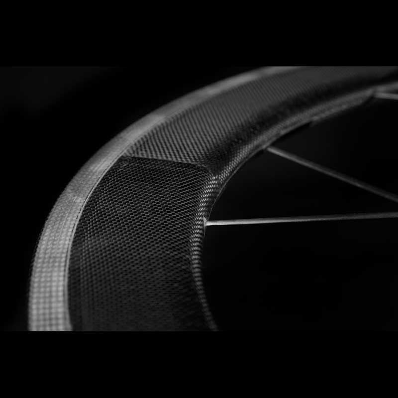 Колесо заднее 28" Lightweight Fernweg 60мм CL 20 spokes