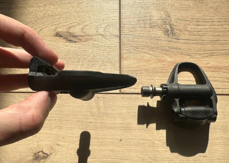 ПЕДАЛИ SHIMANO 105 R7000 SPD-SL