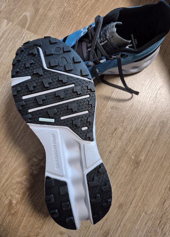 ON CLOUDSURFER TRAIL