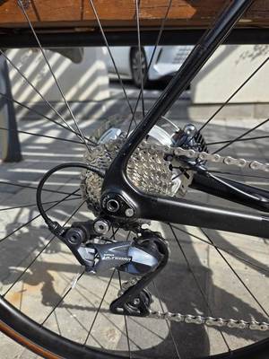 ШОССЕЙНЫЙ КАРБОНОВЫЙ ВЕЛОСИПЕД НА SHIMANO ULTEGRA R8000