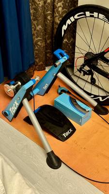 МАГНИТНЫЙ ВЕЛОСТАНОК TACX BLUE MATIC T2650