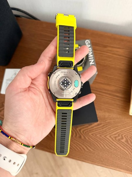 GARMIN FENIX 8 SOLAR