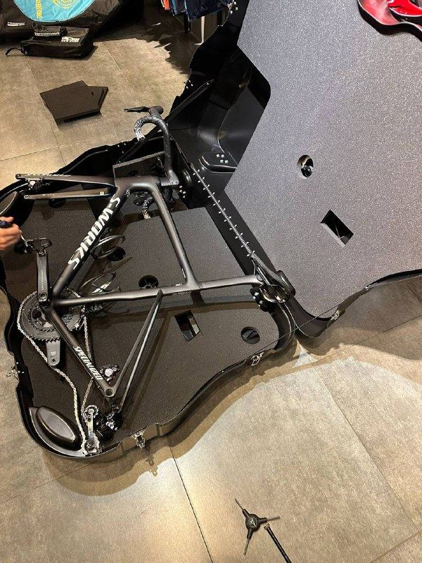 ВЕЛОЧЕМОДАН