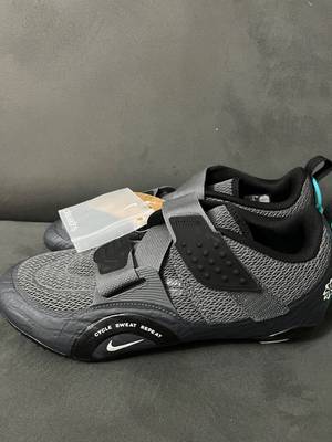 ШОССЕЙНЫЕ ТУФЛИ NIKE - НОВЫЕ